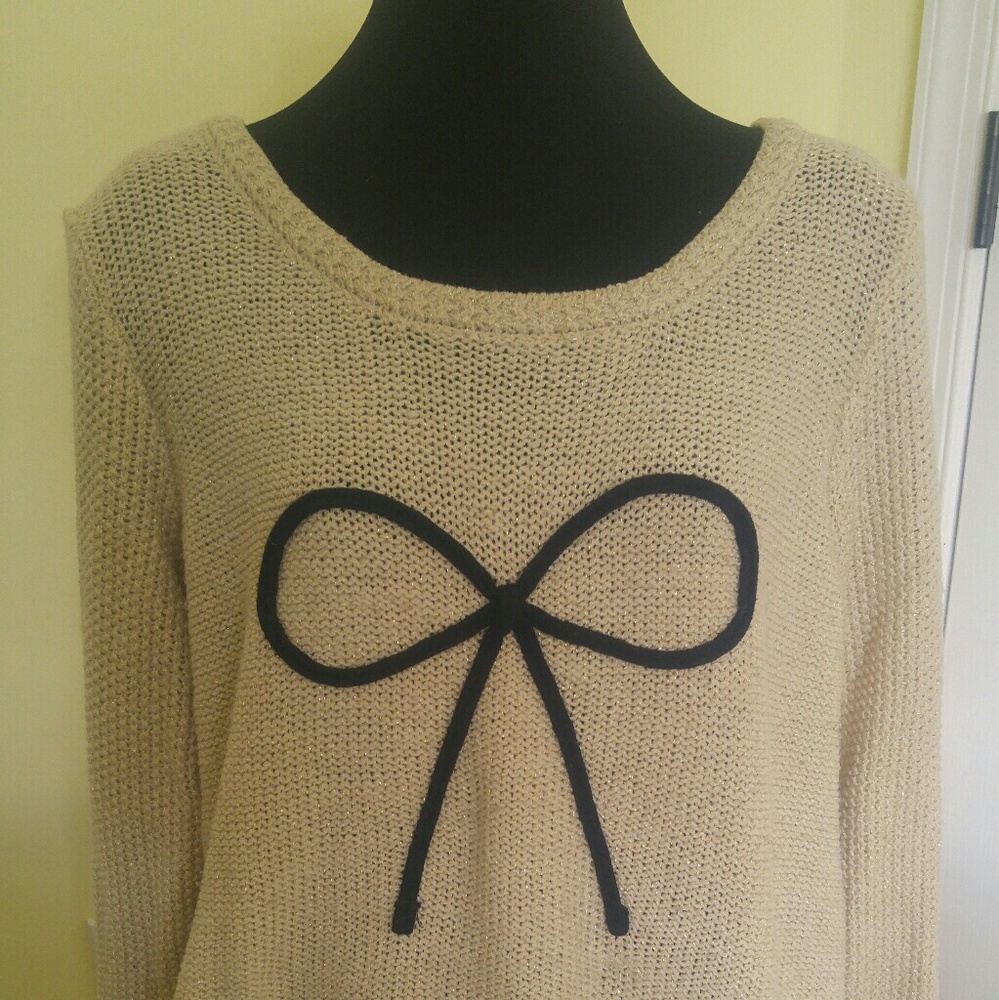 LC Lauren Conrad Heavy Long Sleeved Sweater